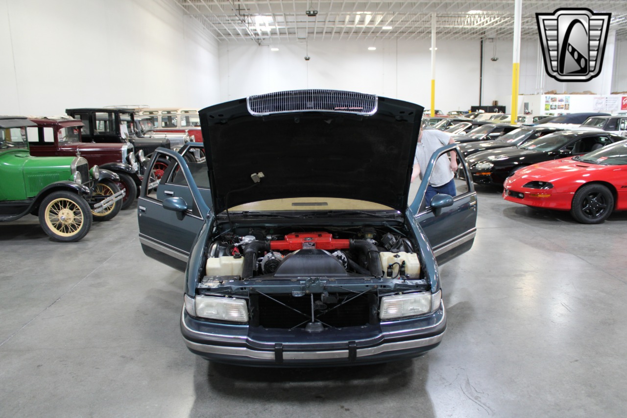 1993 Buick Roadmaster 54