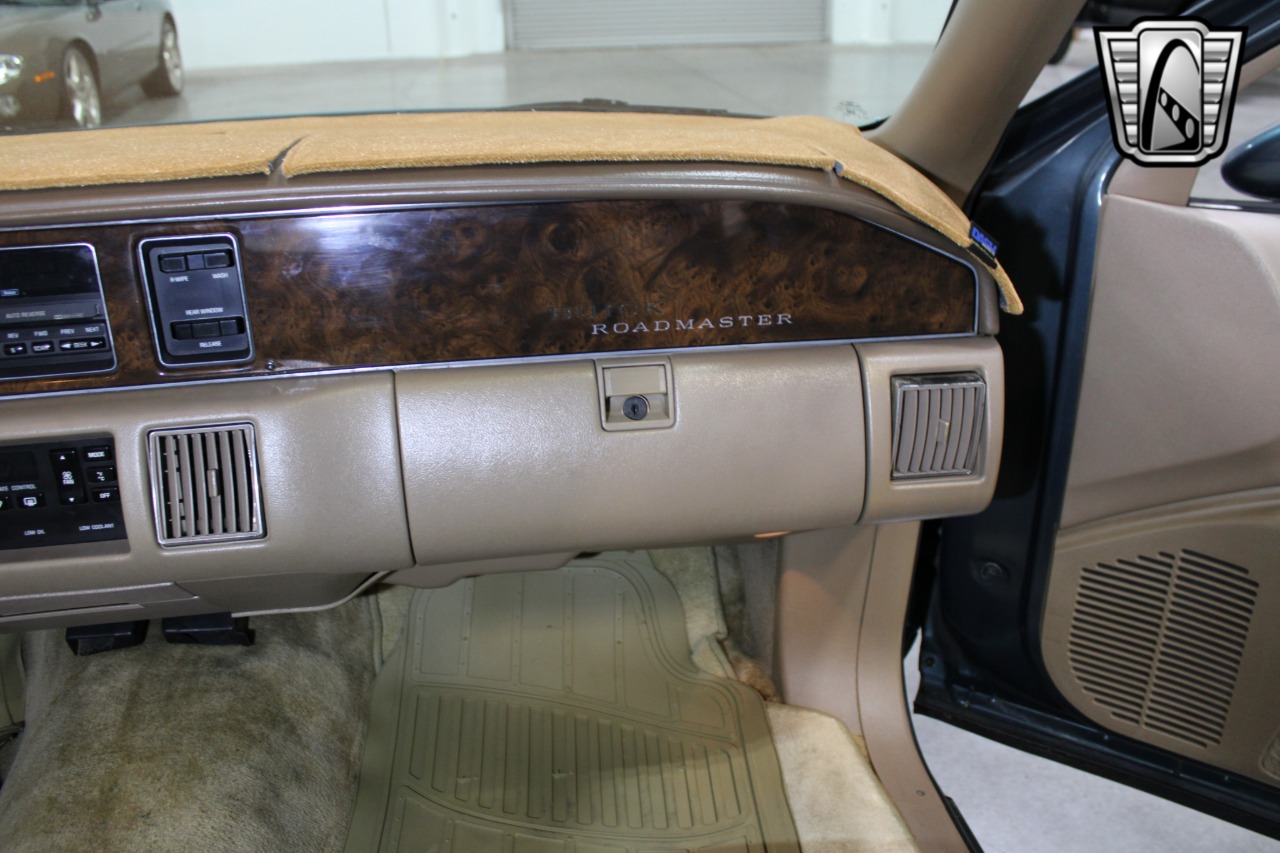 1993 Buick Roadmaster 21