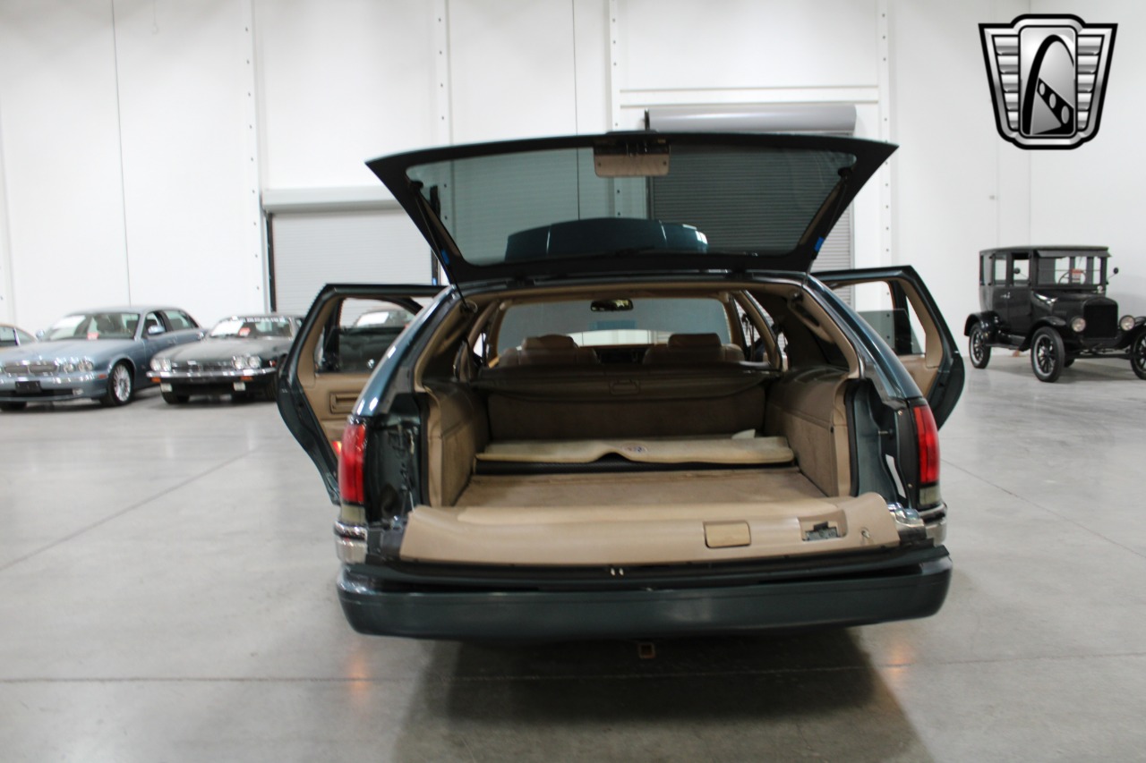 1993 Buick Roadmaster 8