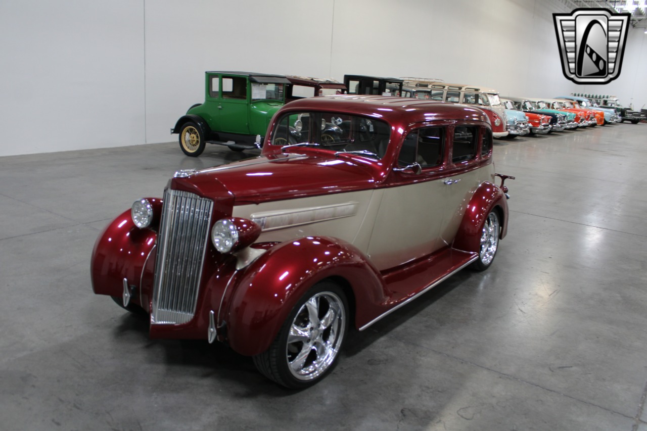 1937 Packard 115C 36