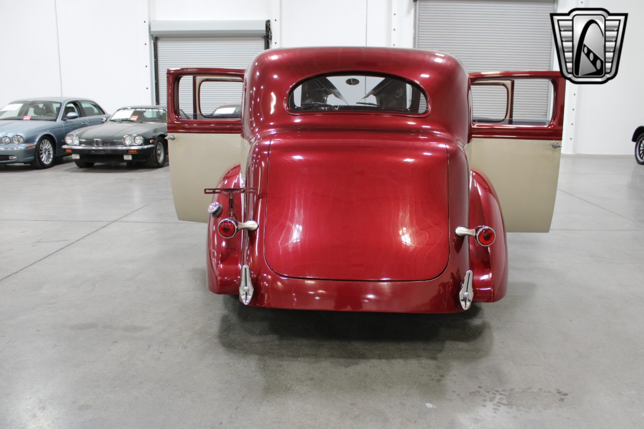 1937 Packard 115C 62