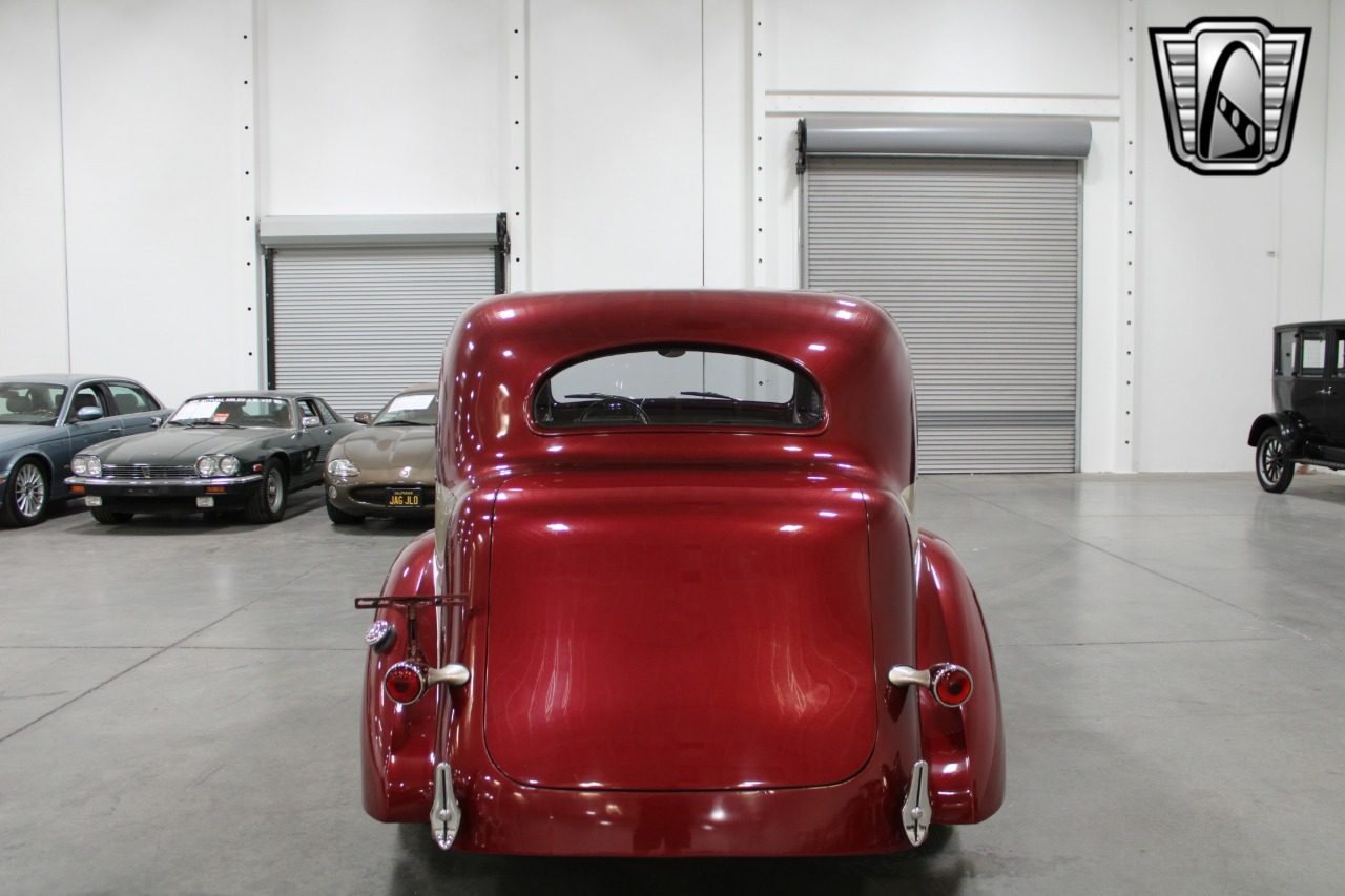 1937 Packard 115C 4