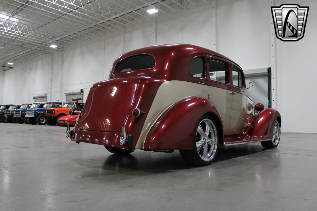 1937 Packard 115C 52