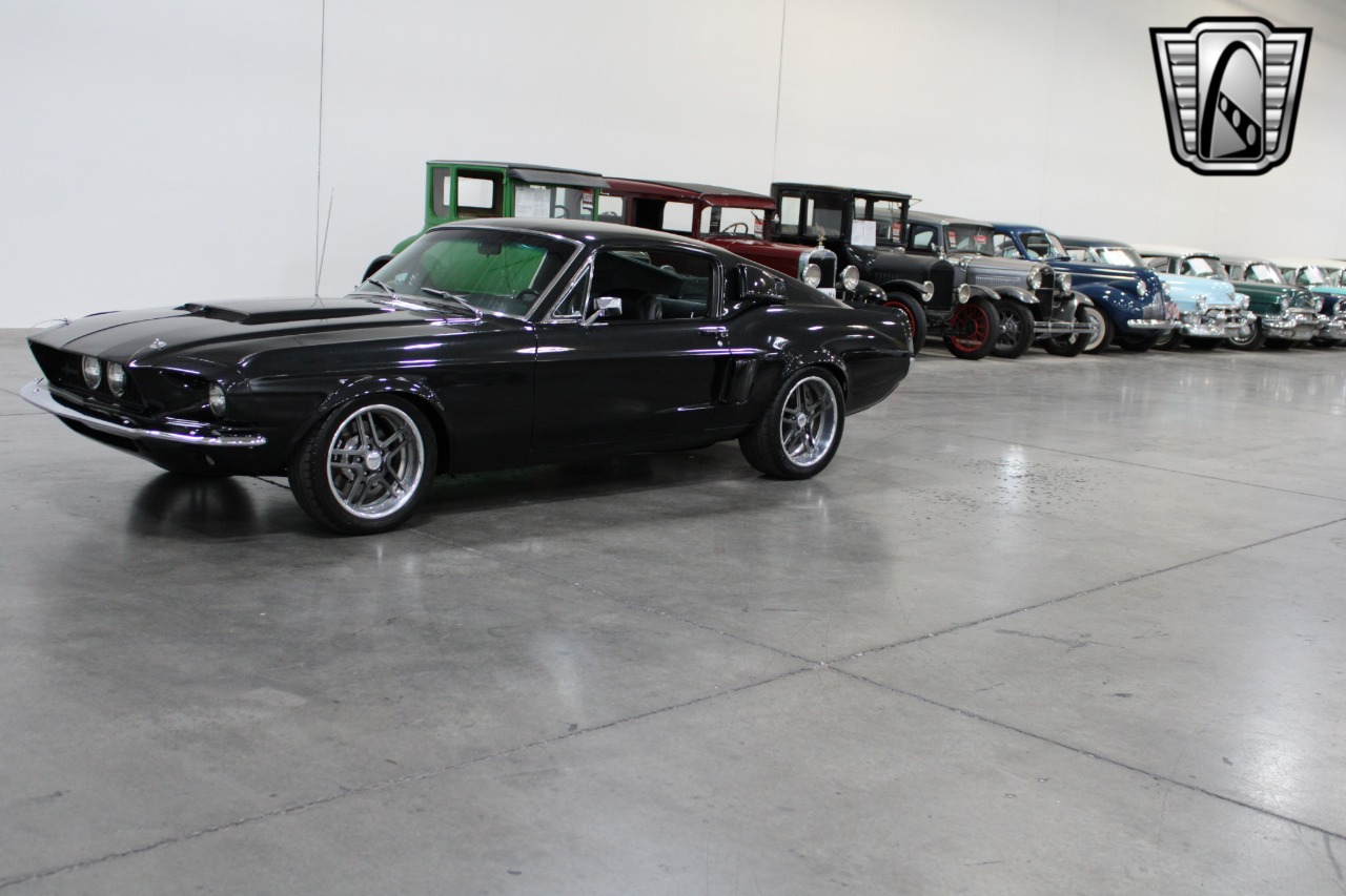 1967 Ford Shelby Mustang 30