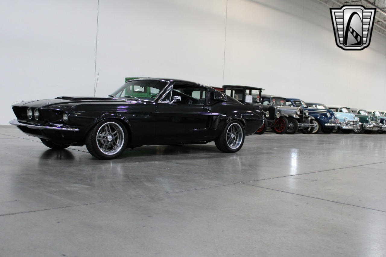 1967 Ford Shelby Mustang 32