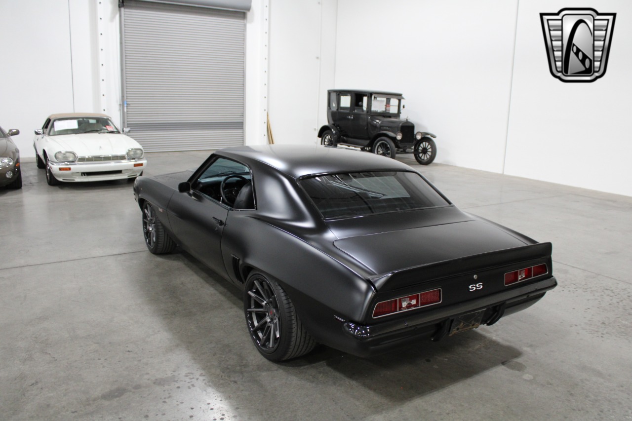 1969 Chevrolet Camaro 36