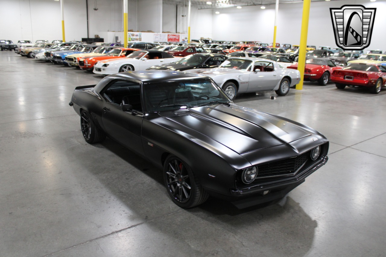 1969 Chevrolet Camaro 40