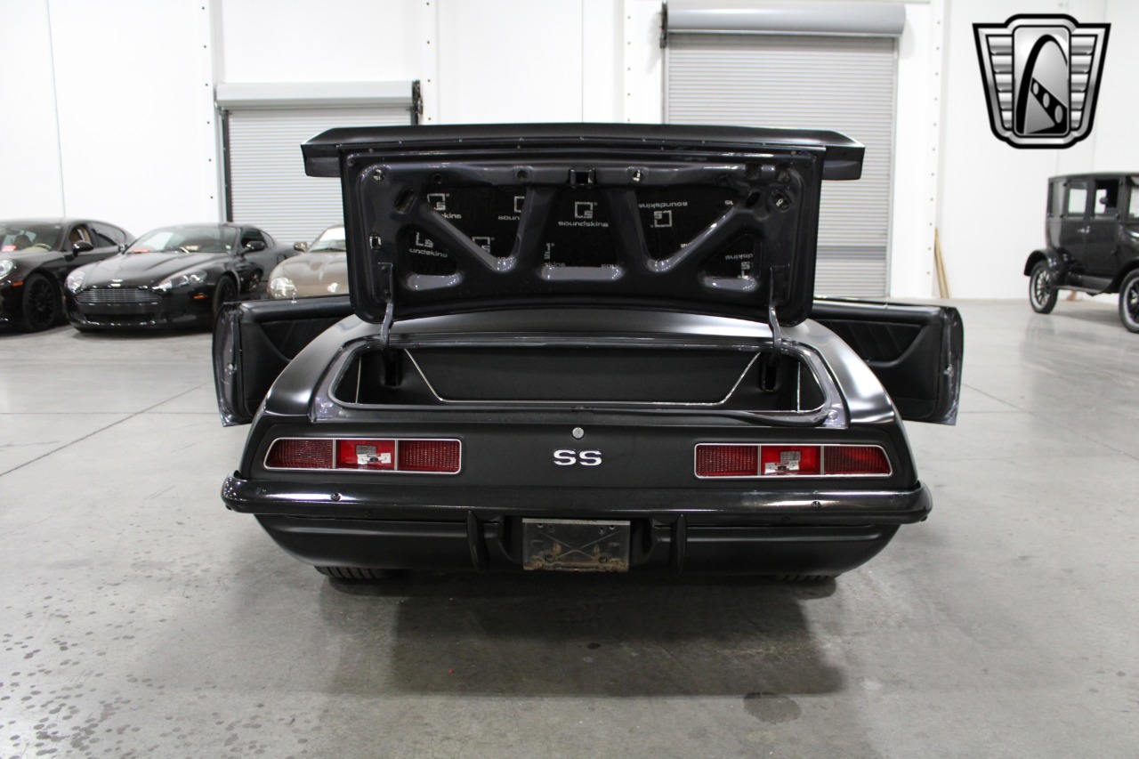 1969 Chevrolet Camaro 8