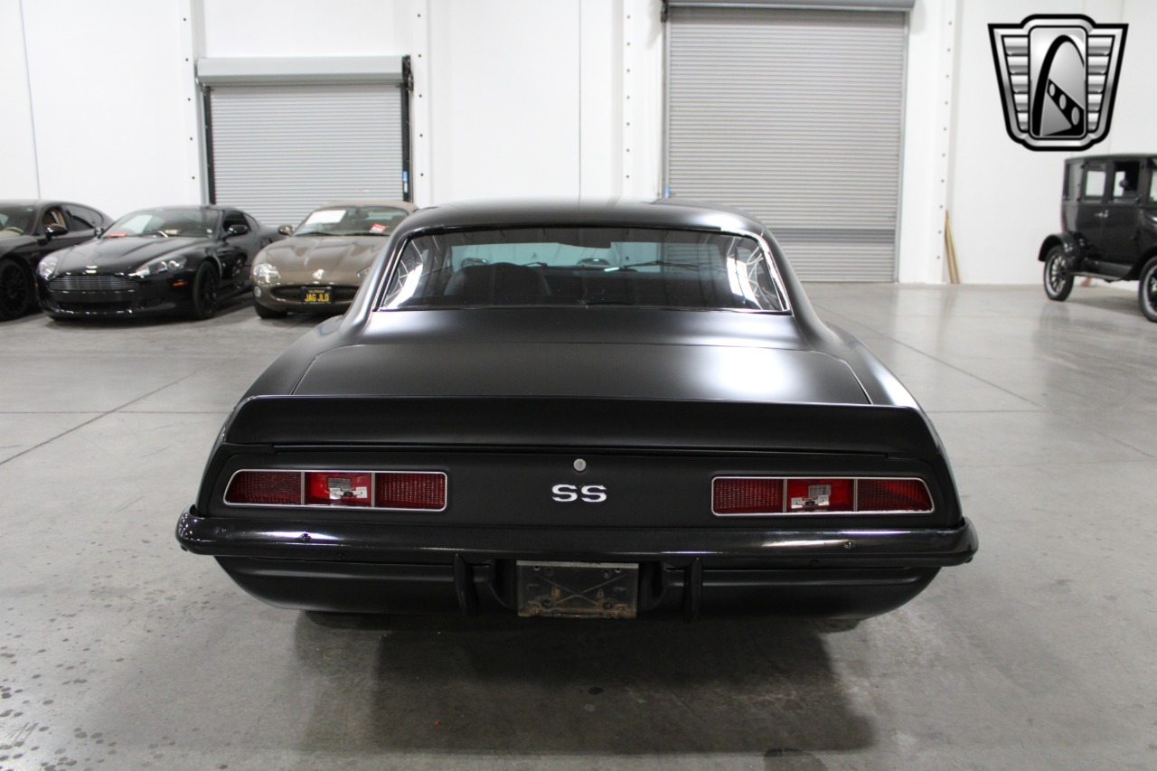 1969 Chevrolet Camaro 4