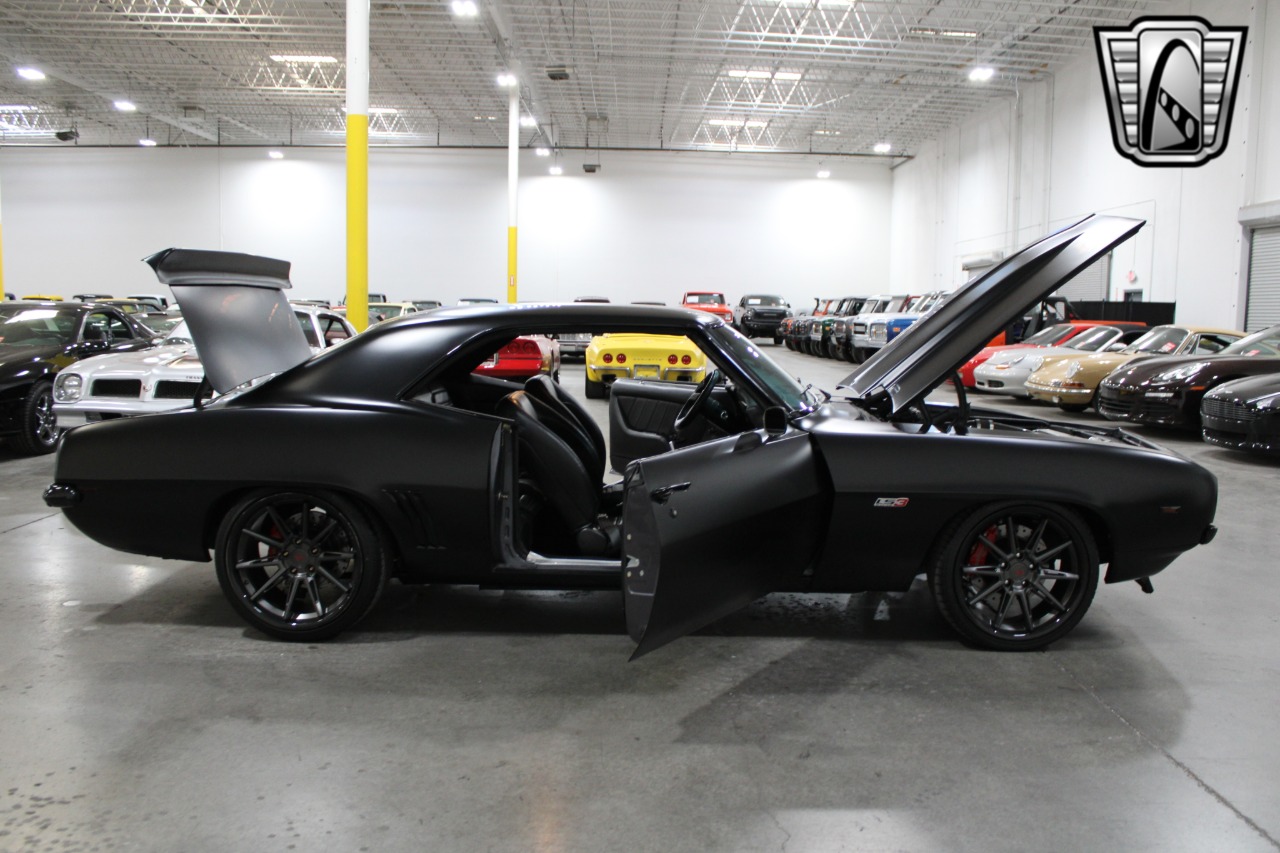 1969 Chevrolet Camaro 9