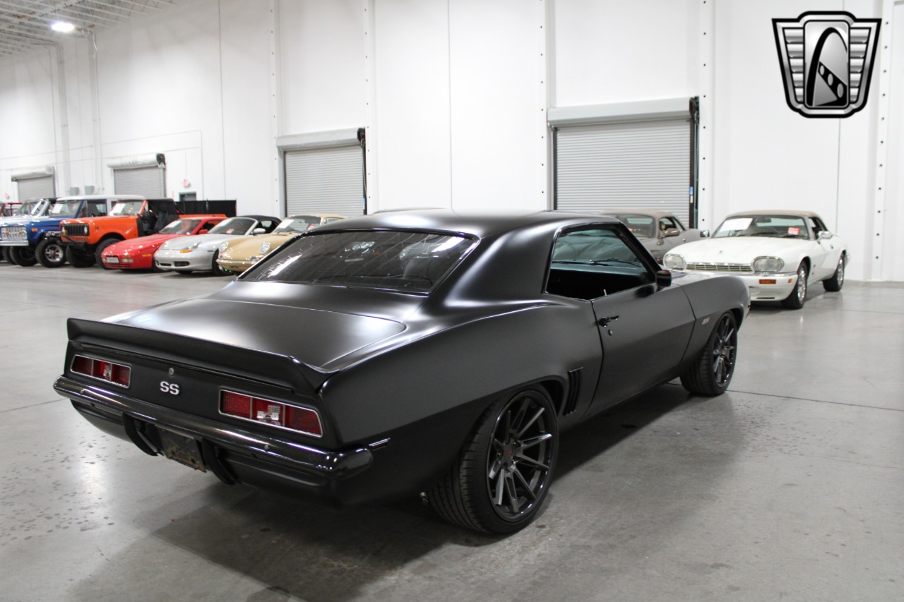 1969 Chevrolet Camaro 43