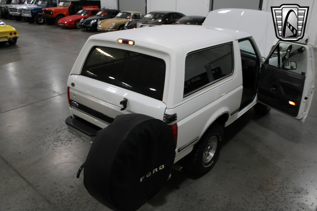 1992 Ford Bronco 56