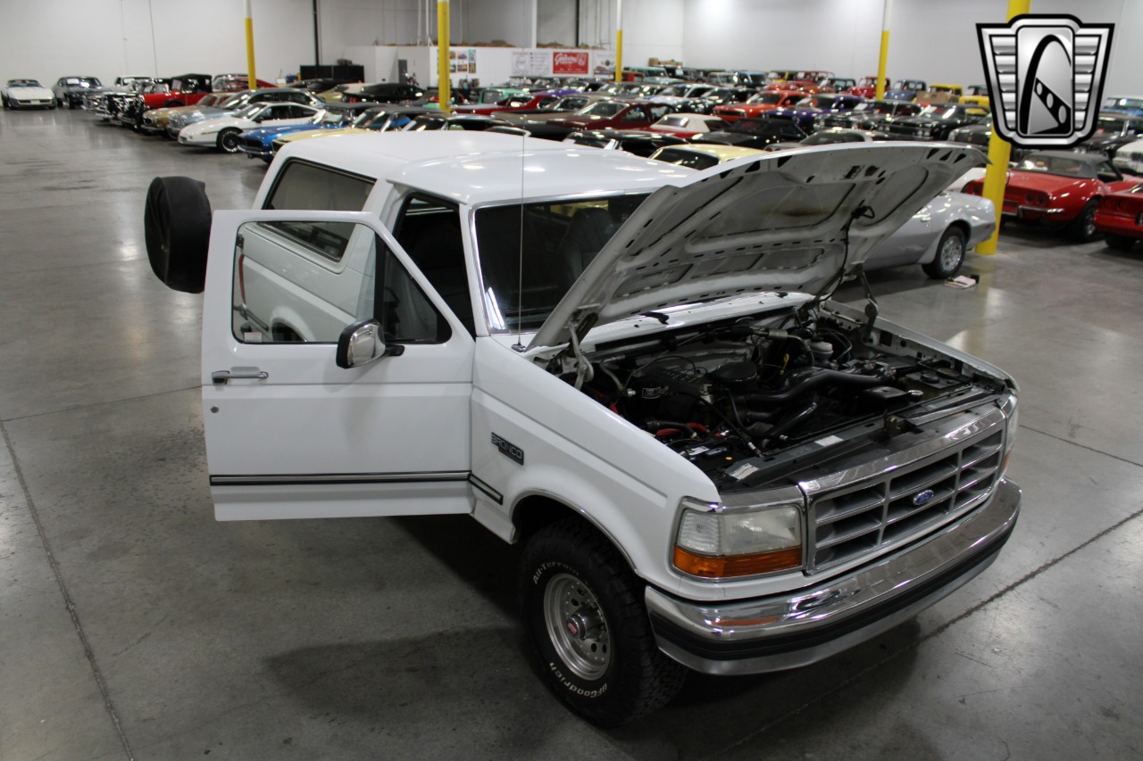 1992 Ford Bronco 58