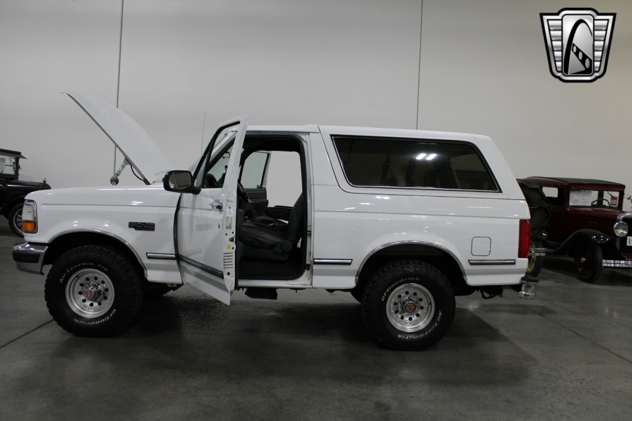 1992 Ford Bronco 7