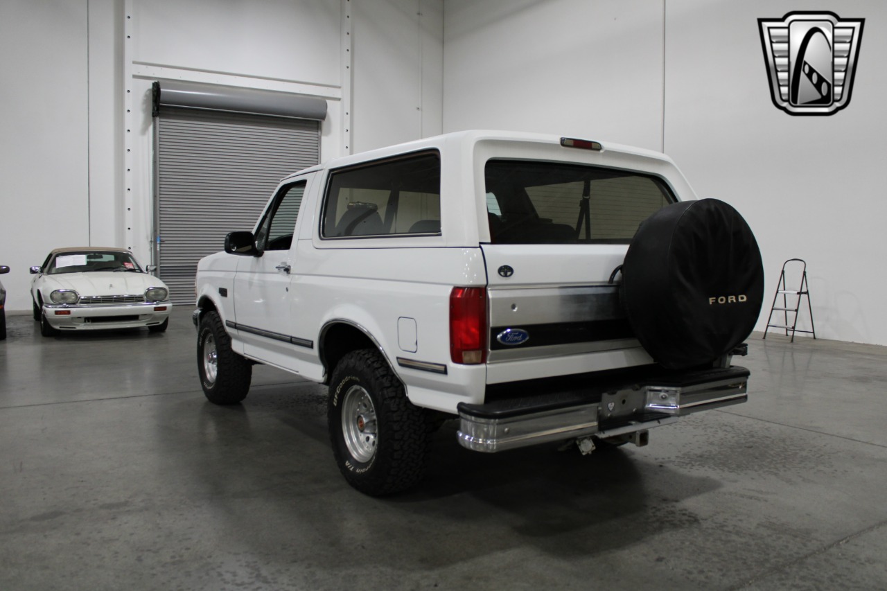 1992 Ford Bronco 40