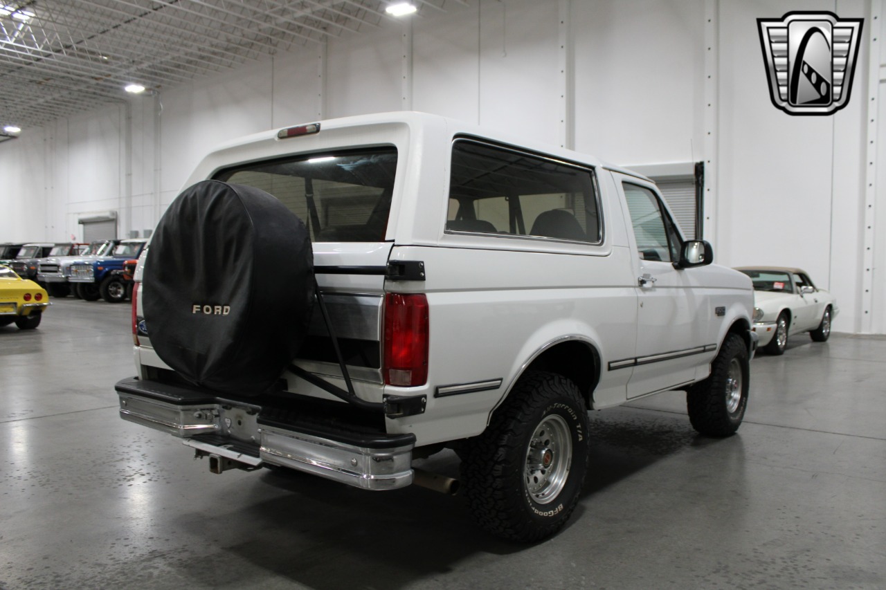 1992 Ford Bronco 41