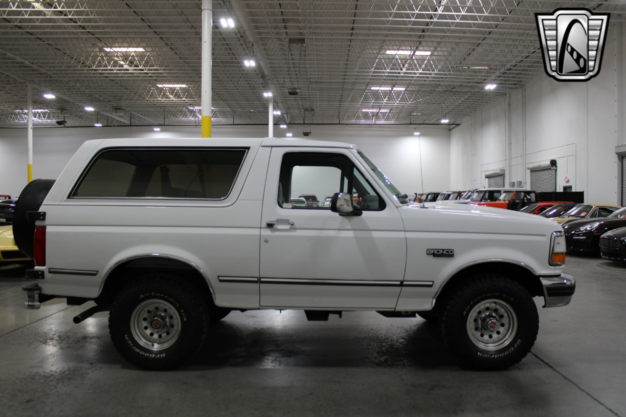 1992 Ford Bronco 5