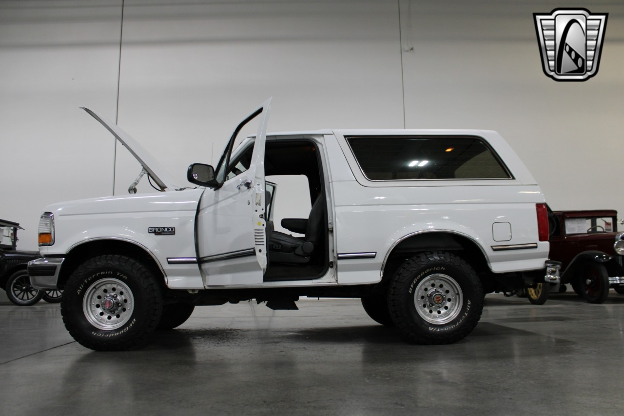 1992 Ford Bronco 64