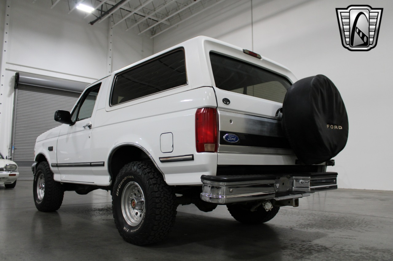 1992 Ford Bronco 46