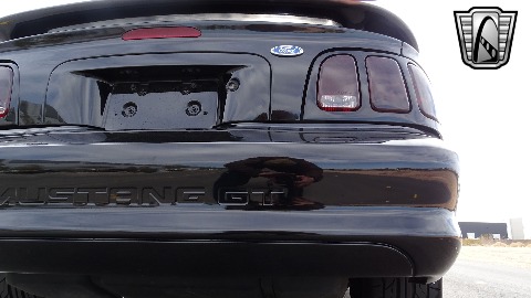 1996 Ford Mustang image 29