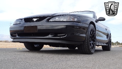 1996 Ford Mustang image 5