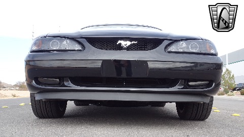 1996 Ford Mustang image 11