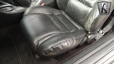 1996 Ford Mustang image 89