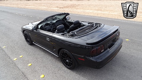 1996 Ford Mustang image 25