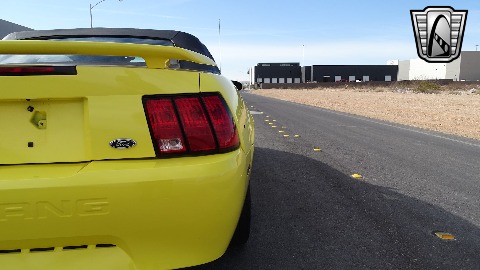 2003 Ford Mustang image 29
