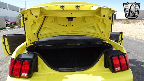 2003 Ford Mustang image 108