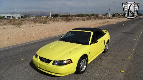 2003 Ford Mustang image 6