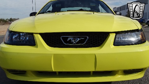 2003 Ford Mustang image 34
