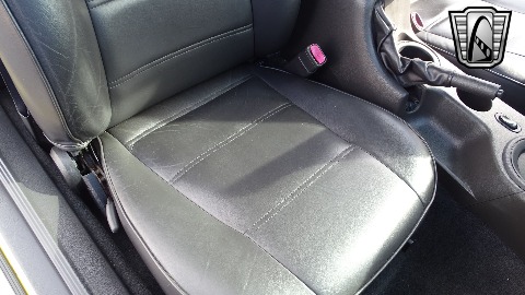 2003 Ford Mustang image 89