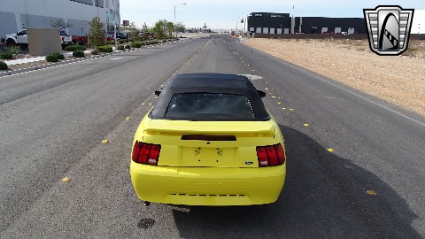 2003 Ford Mustang image 21