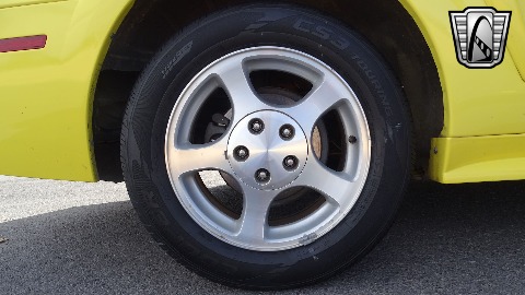 2003 Ford Mustang image 100