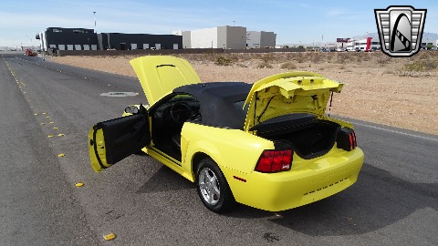 2003 Ford Mustang image 127