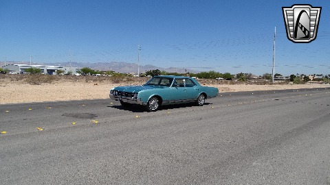 1966 Oldsmobile Delta 88 image 3