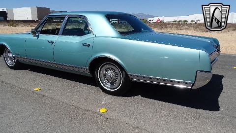 1966 Oldsmobile Delta 88 image 32