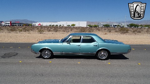 1966 Oldsmobile Delta 88 image 8