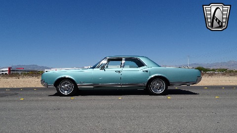 1966 Oldsmobile Delta 88 image 9