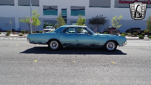 1966 Oldsmobile Delta 88 image 18