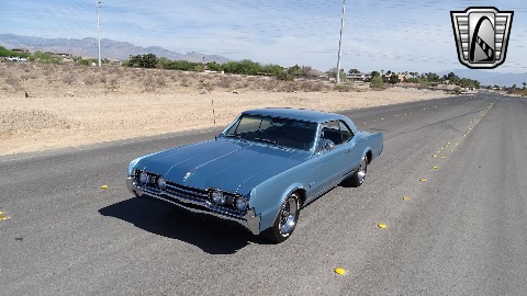 1967 Oldsmobile Cutlass image 4