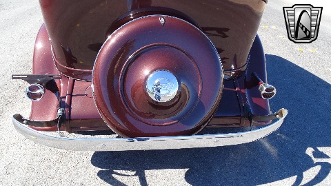 1933 Plymouth Sedan image 57