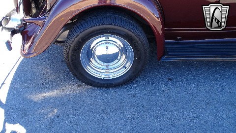 1933 Plymouth Sedan image 110