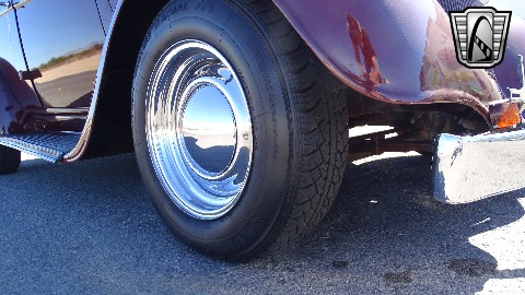 1933 Plymouth Sedan image 113