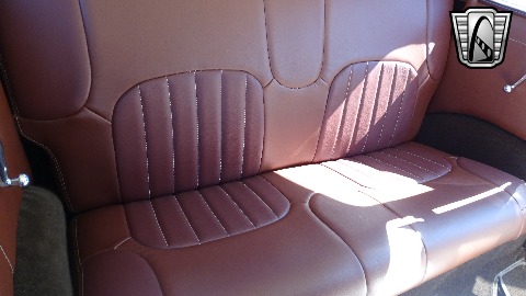 1933 Plymouth Sedan image 88