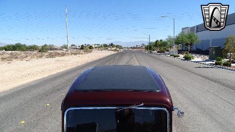 1933 Plymouth Sedan image 64