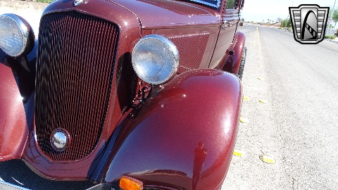 1933 Plymouth Sedan image 42