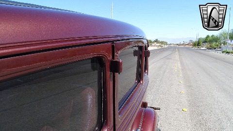 1933 Plymouth Sedan image 54