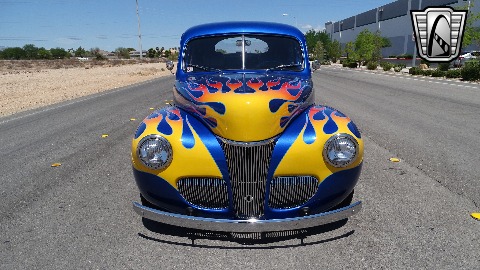 1941 Ford Deluxe image 9